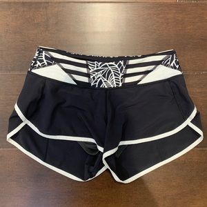 Lululemon Speed Up Short 2.5”